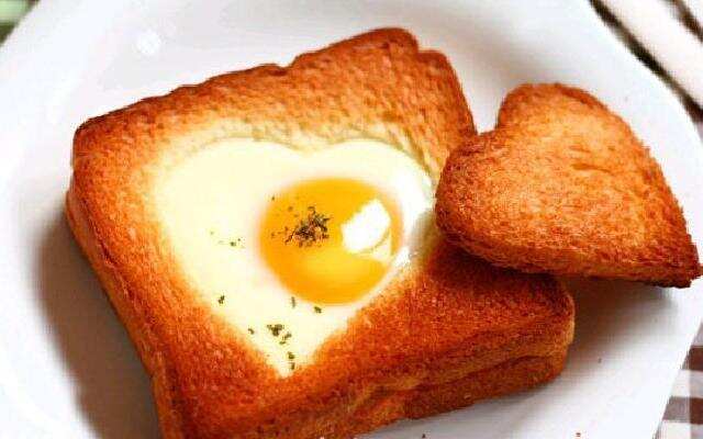 一分钟超简单爱心早餐-生活-中国蓝TV官方网站