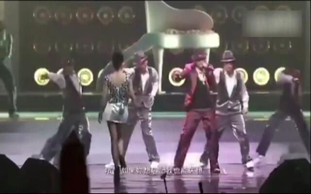 周杰伦&蔡依林《给我一首歌的时间》 满满的