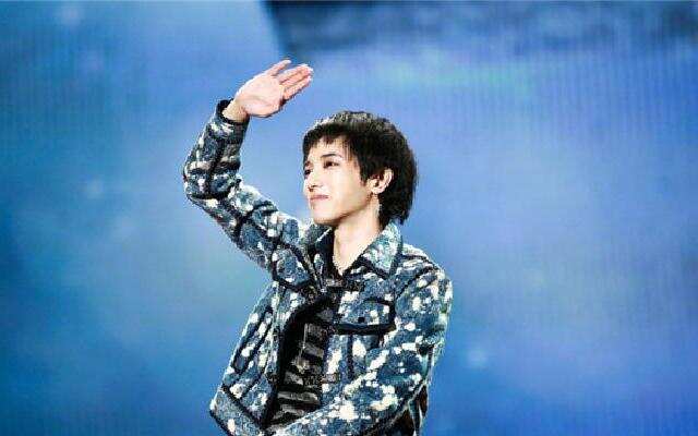 华晨宇抢演唱会门票又失败