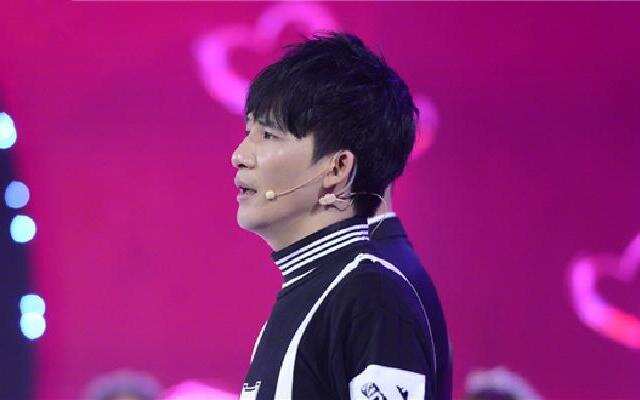 第二季《中国新歌声》四大导师紧张备战 小黑屋排兵布阵-综艺-中国蓝